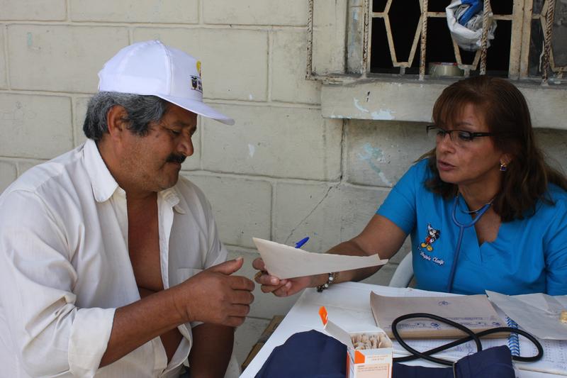 Suburbio de Guayaquil recibió la ayuda de FCNH