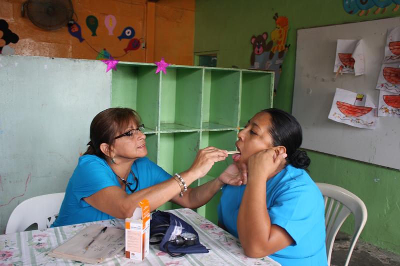 Foundation Cruzada Nueva Humanidad provided aid to the Suburbio of Guayaquil