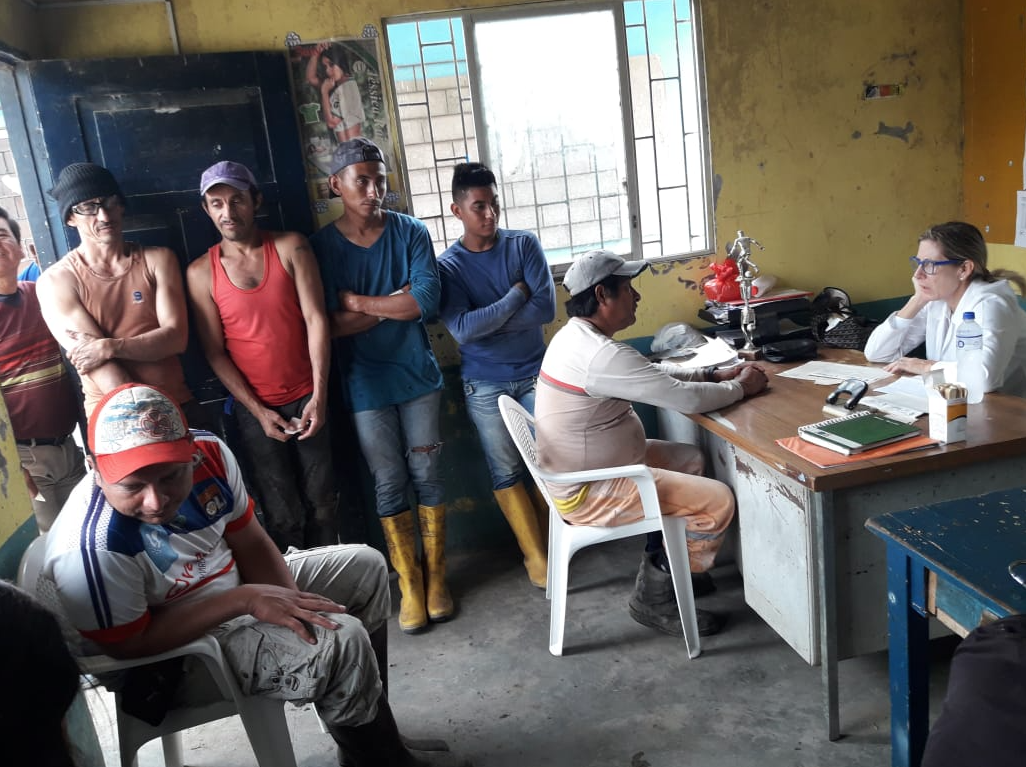 Visit in Guayas - Taura 2017 by Dr. Annabella Azín de Noboa